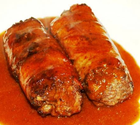 Gebakken slavink met tomatensaus